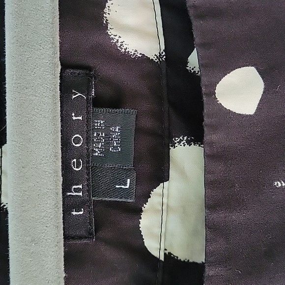 Theory Teala Tangiers Black White Large Circle Graphic‎ print sleeveless Top - Picture 2 of 8